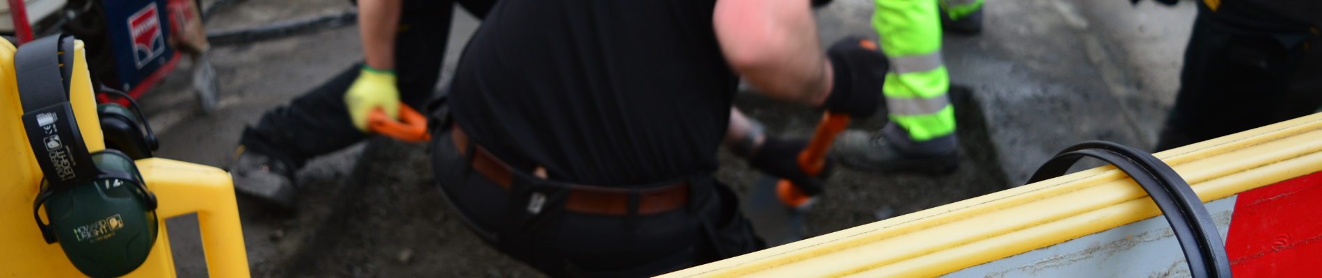 Shine a Light on Safety with NRSWA Sign Lighting and Guarding Training
